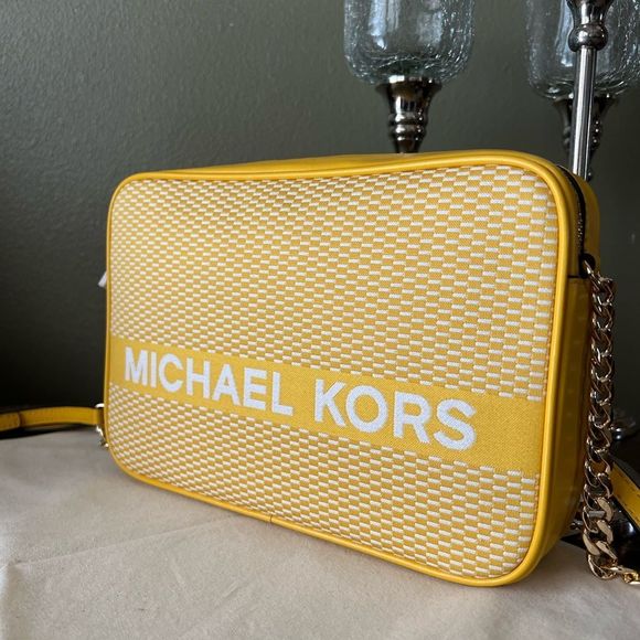 💛💛 beautiful Michael kors crossbody 💛💛 - Picture 5 of 7